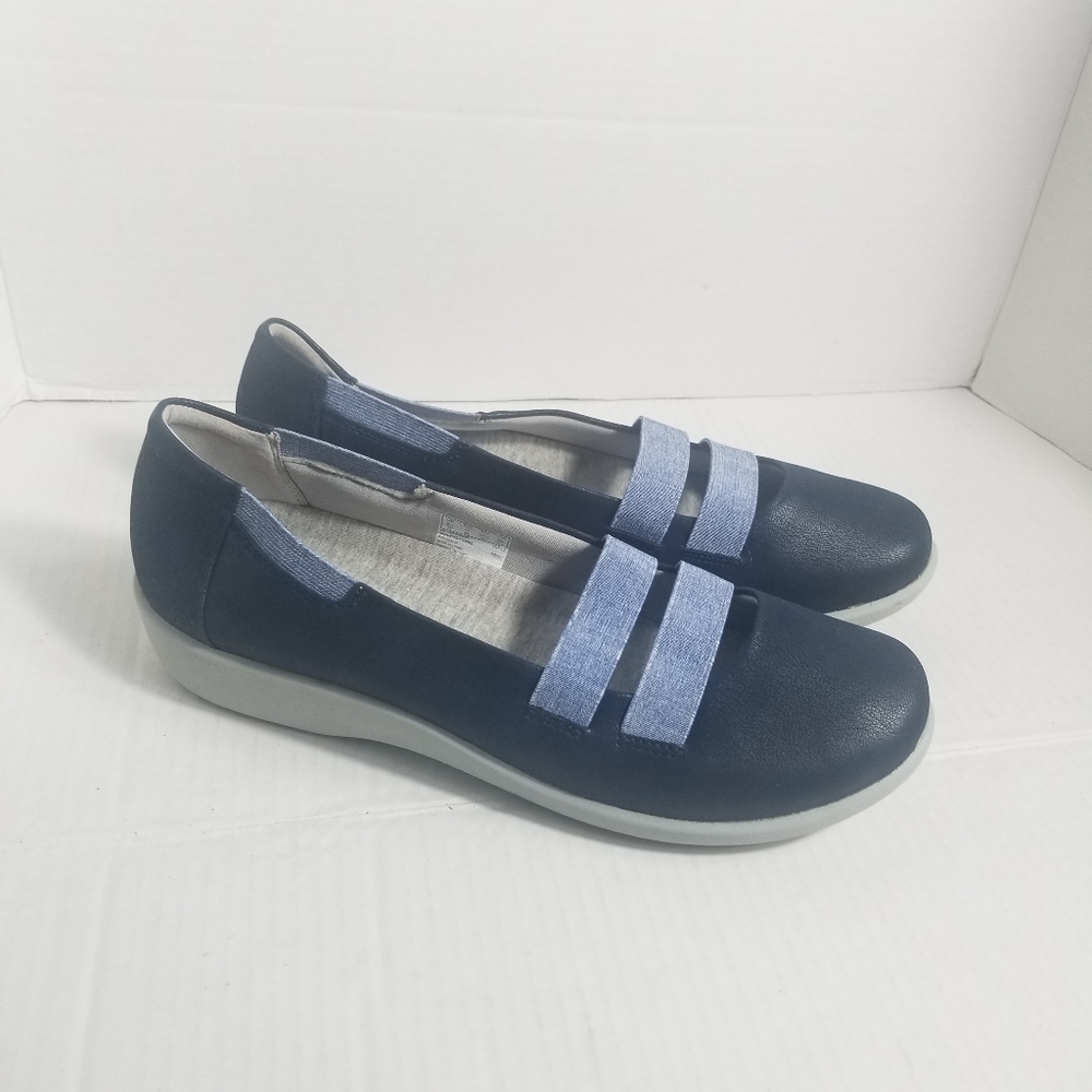 CLARKS SOFT CUSHION CLOUD STEPPERS SLIP ON WOMEN'S SHOES SIZE 11